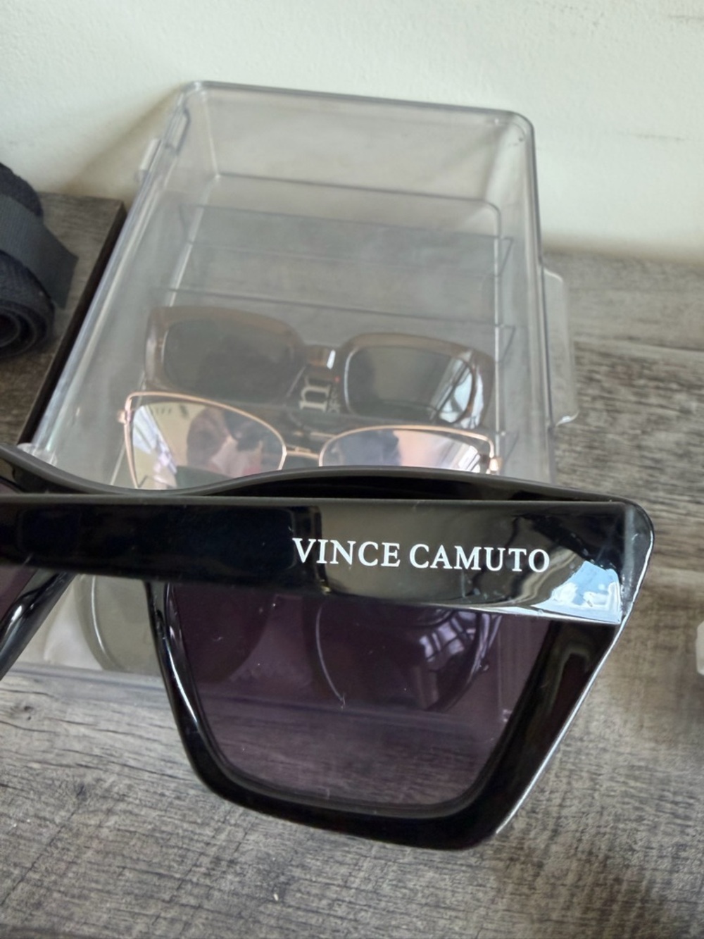 Vince Camuto Black Cat-Eye Women's Sunglasses - Stylish UV Protection - Picture 5 of 5